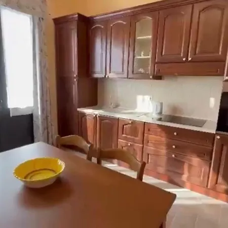 Casa Daniela * 卡斯塔涅托卡尔杜奇
